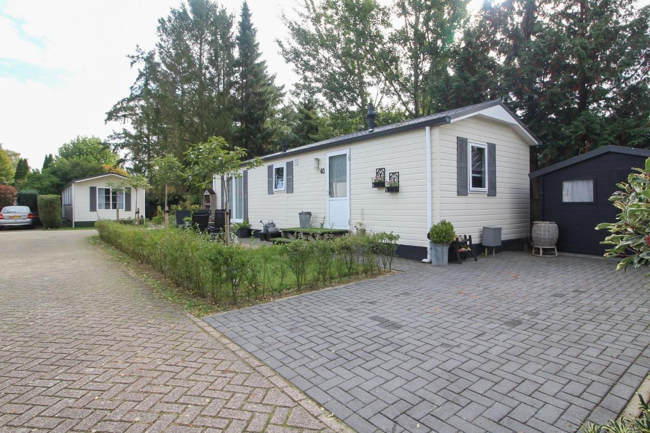 Sfeervol Chalet Op De Veluwe Putten Ngoại thất bức ảnh